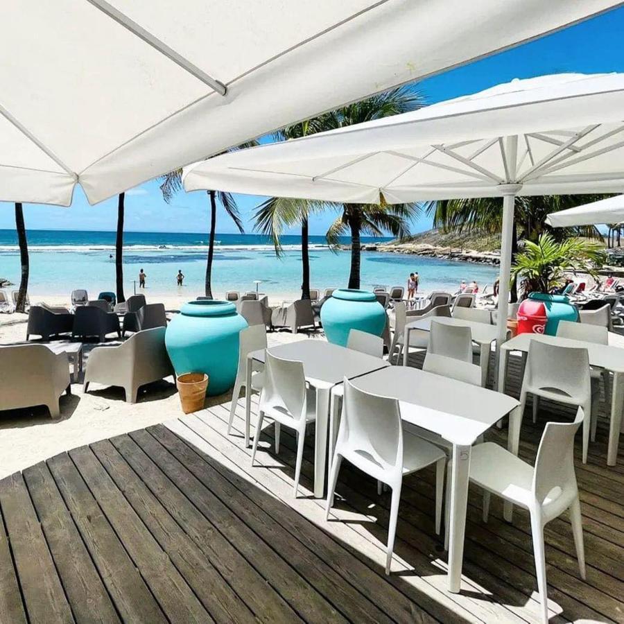 Romantique Et Bel Appartement En Bord De La Mer, Piscine Surveillee Et Belle Plage A 50M Saint-Francois  Dış mekan fotoğraf